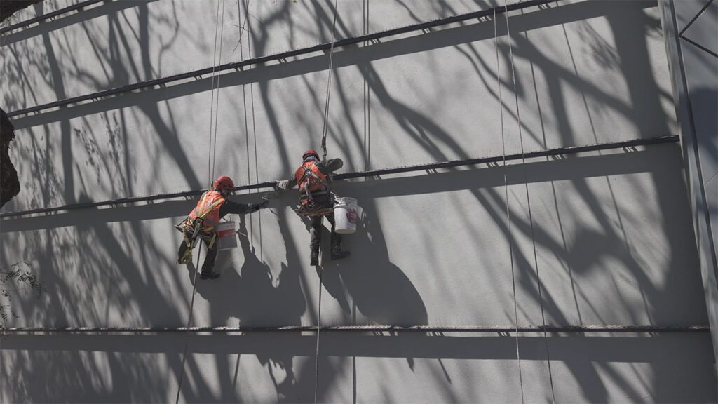 Nueva obra en Alto Noa Shopping: pintura exterior de fachada